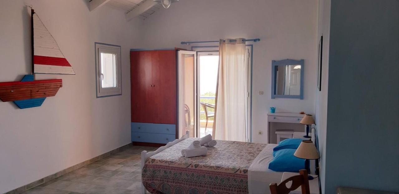 Il Veliero Apartment Фискардо Екстериор снимка