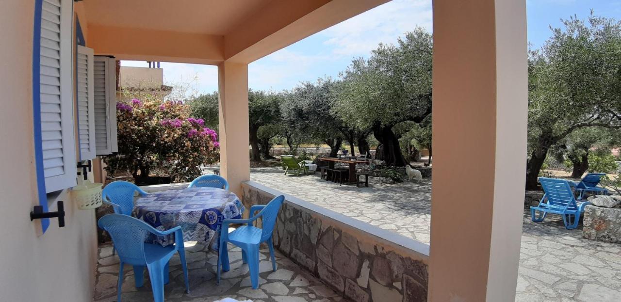 Il Veliero Apartment Фискардо Екстериор снимка